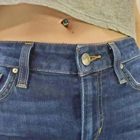 Deadstock NEW Joe’s Dark Distressed High Rise Skinny Jeans - 25 - Picture 11 of 12